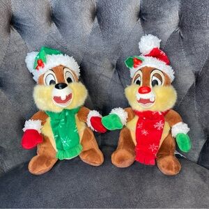 Disney Parks Chip 'N Dale Christmas plushies limited edition 2011